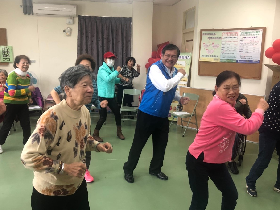 新城鄉鄉長何禮臺 鼓勵鄉親長輩參與各村「關懷據點活動」