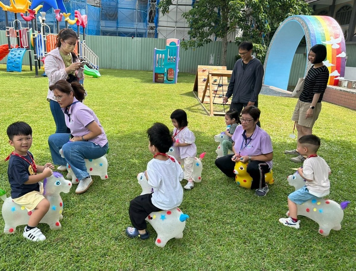 花蓮吉安幼兒園迎新 幼童齊賀父親節